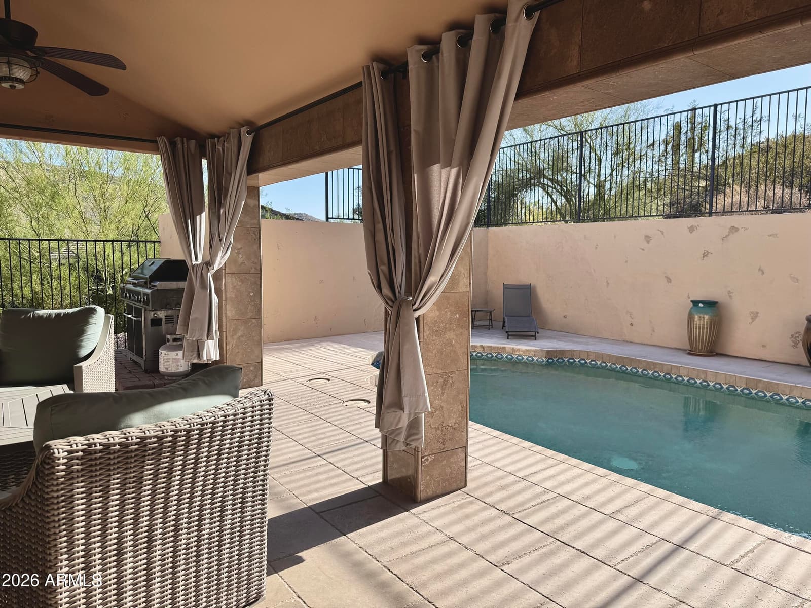 1044 W INDIAN HILLS Place, Phoenix, AZ 85023 — photo 41 of 68