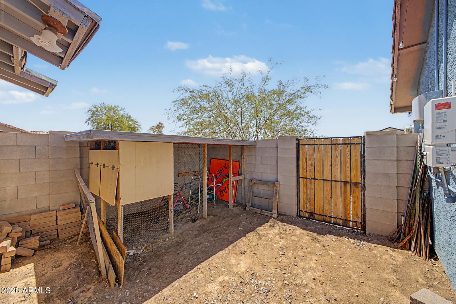 13509 S Silent Road, Arizona City, AZ 85123 — photo 28 of 31