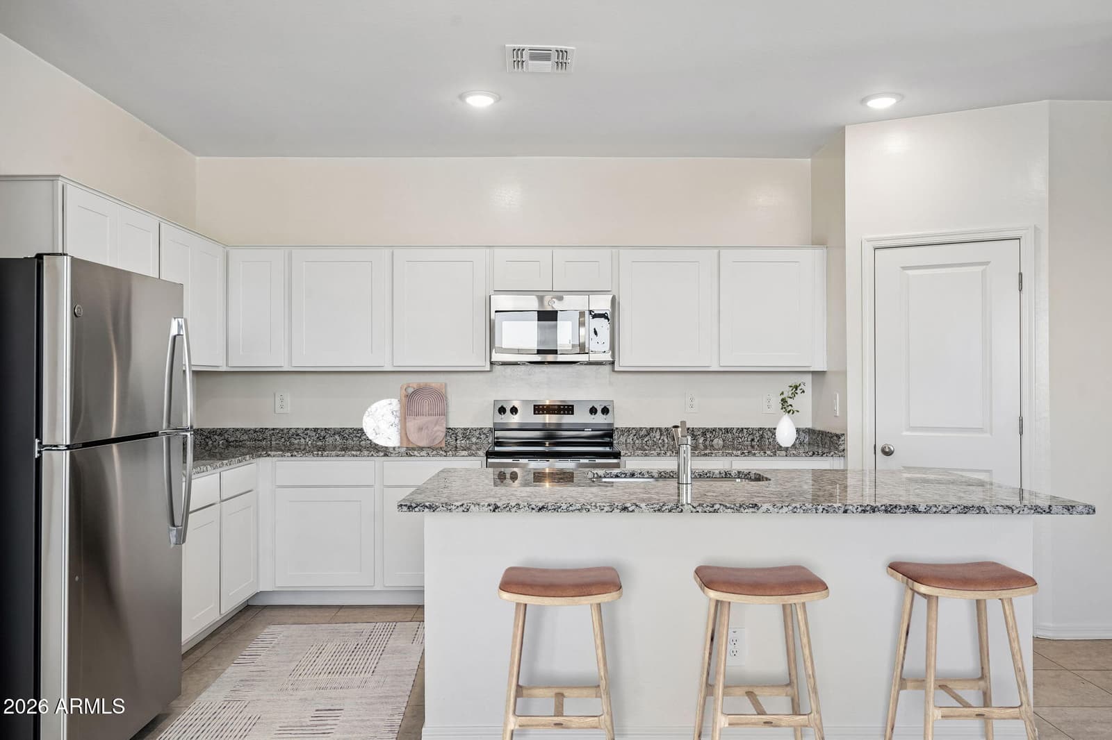 10136 W DEVONSHIRE Avenue, Phoenix, AZ 85037 — photo 13 of 40