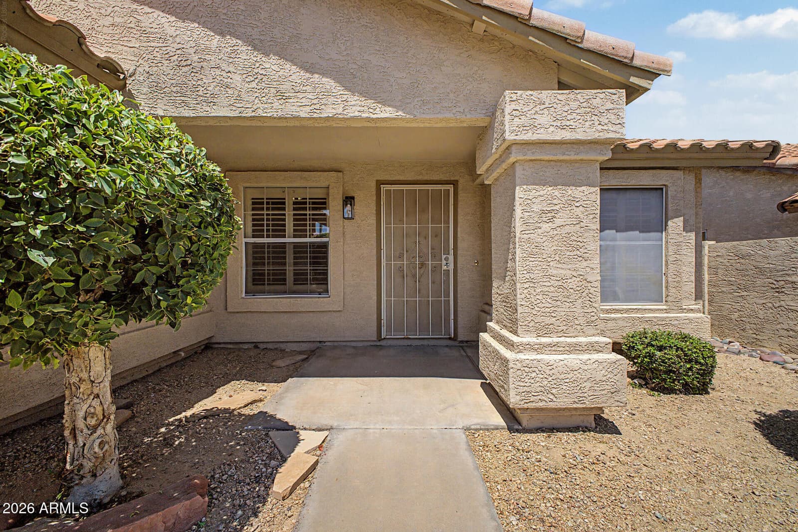 2434 E CATHEDRAL ROCK Drive, Phoenix, AZ 85048 — photo 2 of 32