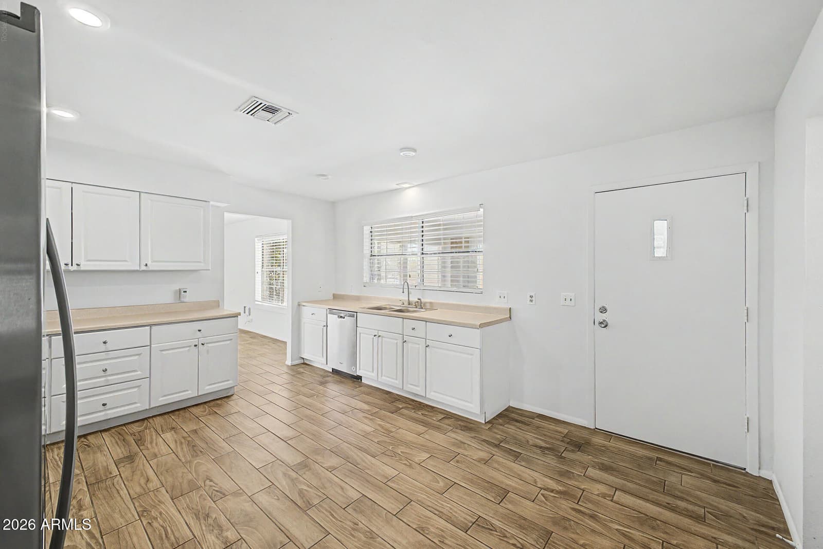 1716 S ROOSEVELT Street, Tempe, AZ 85281 — photo 11 of 27