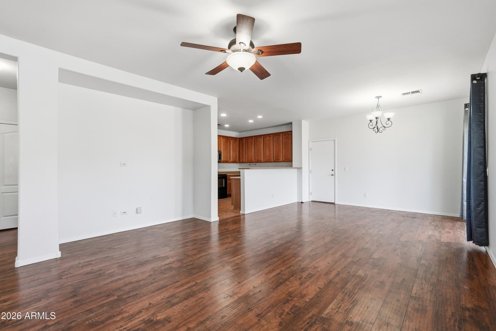 5856 E HOLMES Avenue, Mesa, AZ 85206 — photo 8 of 59