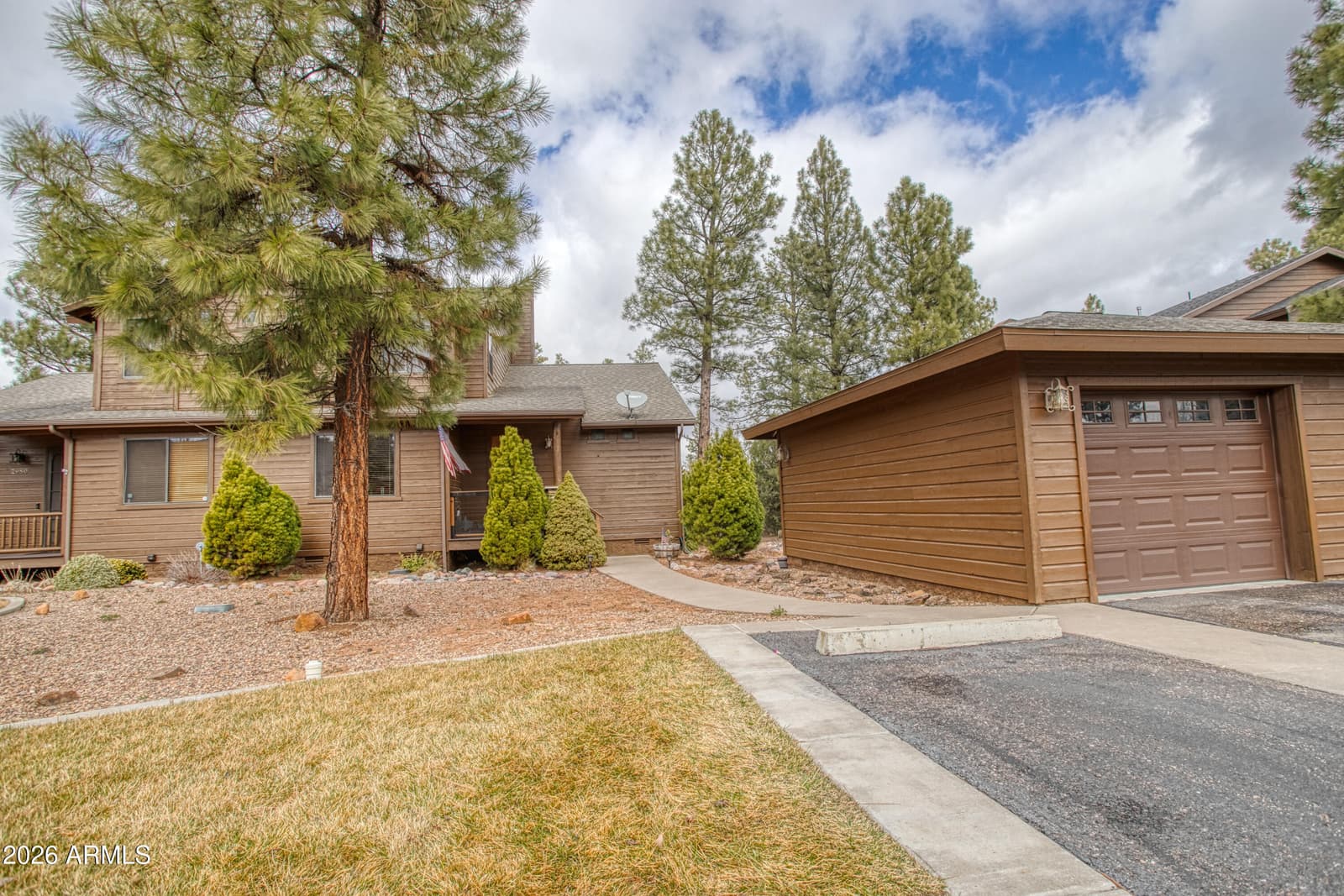 2970 W VILLA Loop, Show Low, AZ 85901 — photo 32 of 48