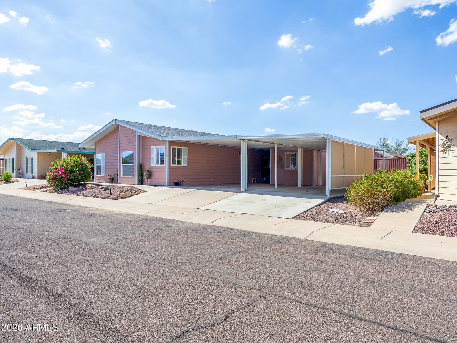 880 W MOON SHADOW Drive, Casa Grande, AZ 85122 — photo 3 of 43