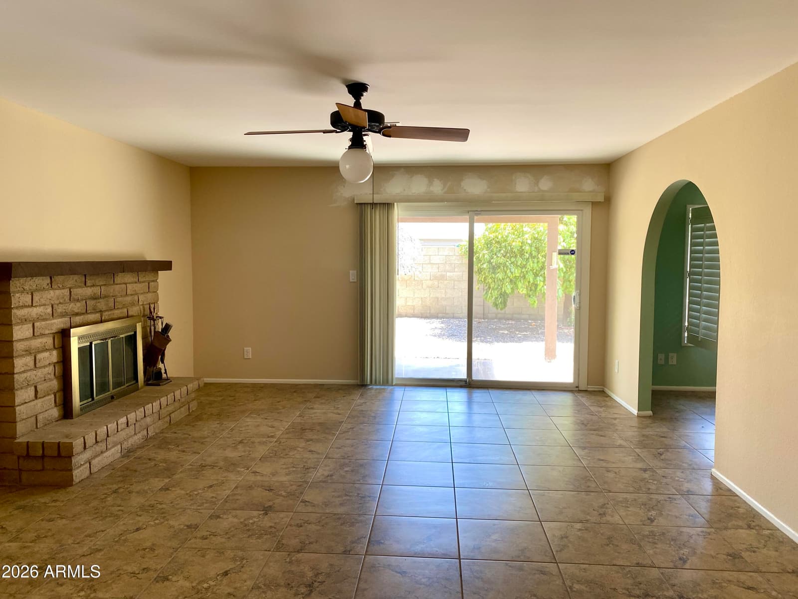 5413 W CHOLLA Street, Glendale, AZ 85304 — photo 2 of 8