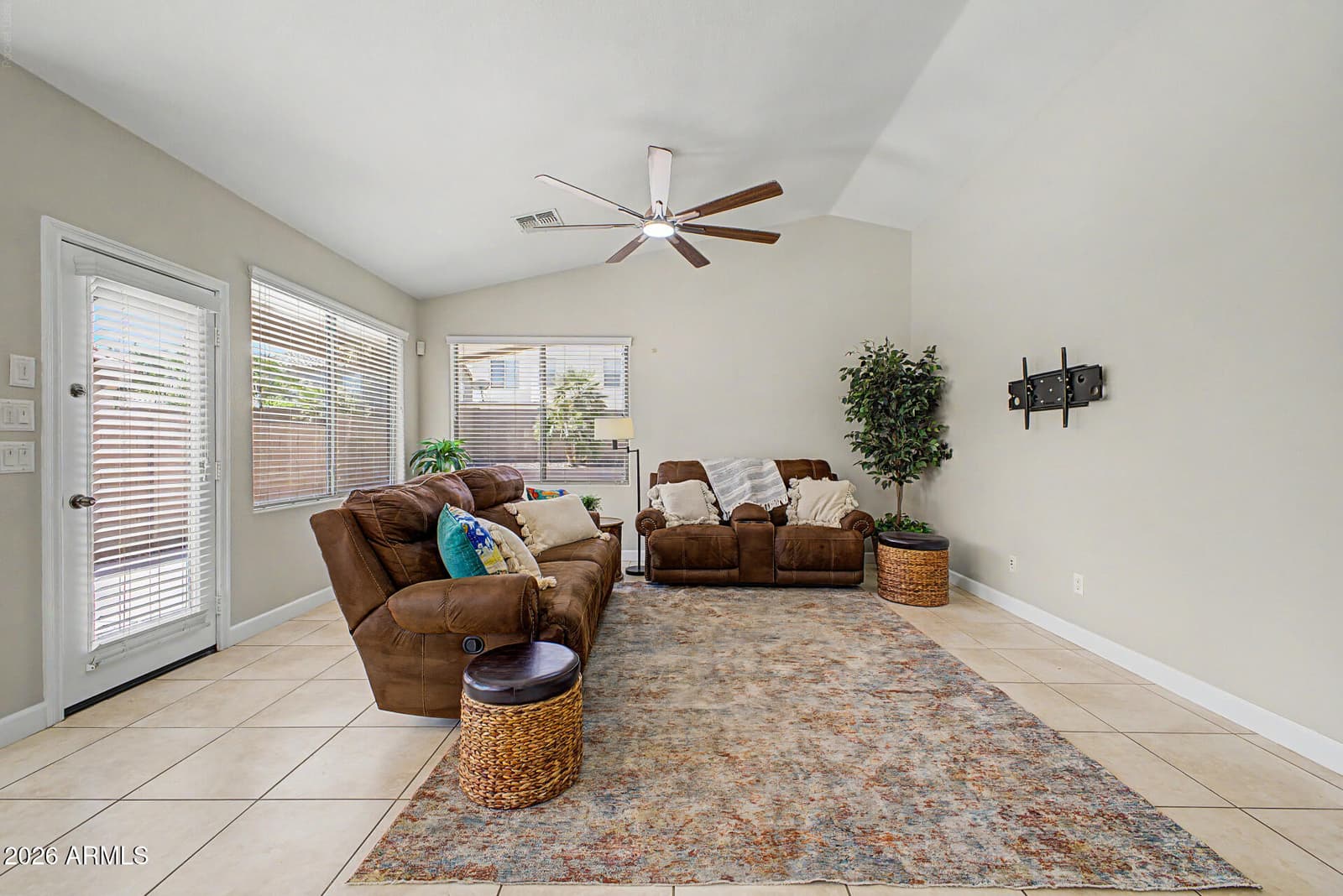 41949 W ANNE Lane, Maricopa, AZ 85138 — photo 10 of 34