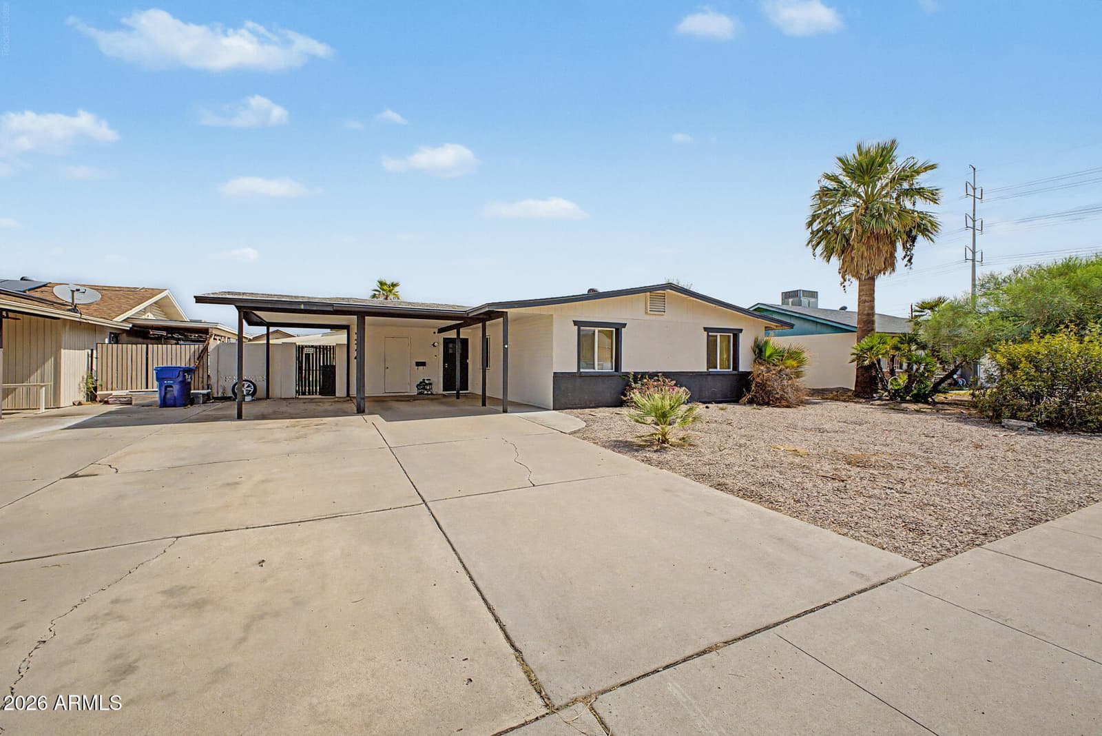 324 W SANTA CRUZ Drive, Tempe, AZ 85282 — photo 4 of 29