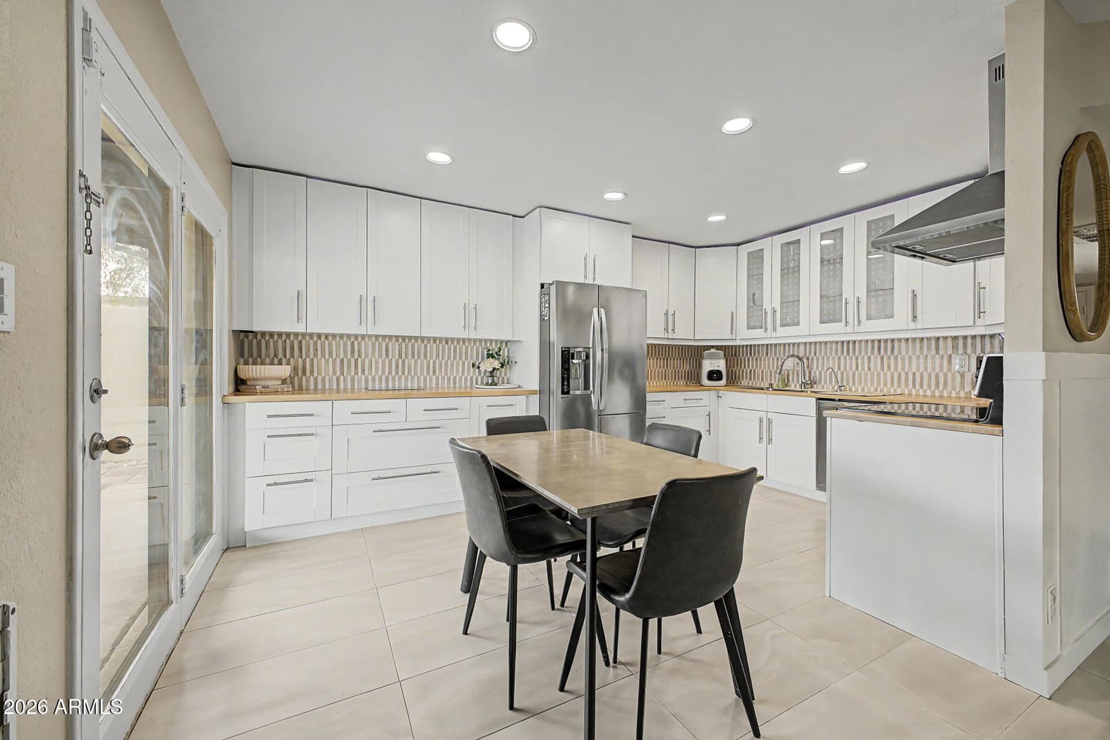 324 W SANTA CRUZ Drive, Tempe, AZ 85282 — photo 1 of 29