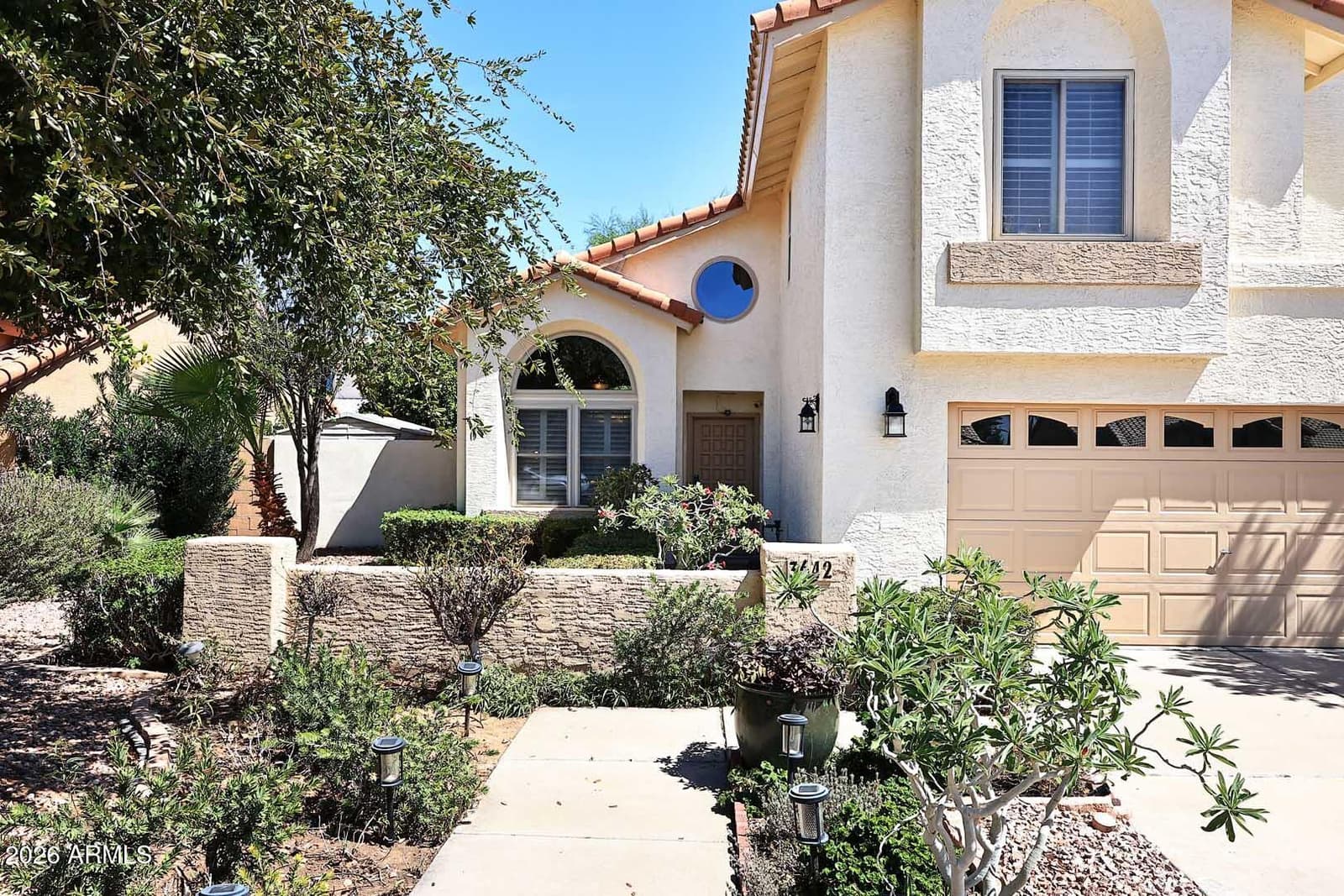 3642 E RENEE Drive, Phoenix, AZ 85050 — photo 2 of 44