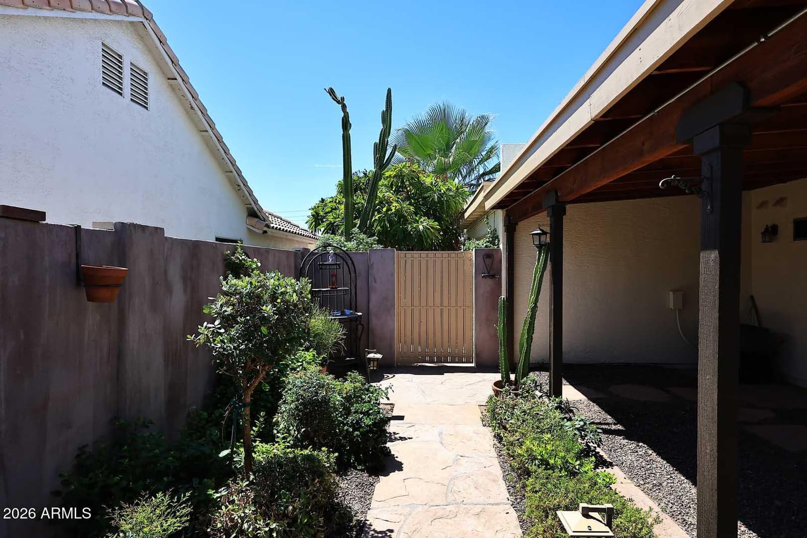 3642 E RENEE Drive, Phoenix, AZ 85050 — photo 37 of 44