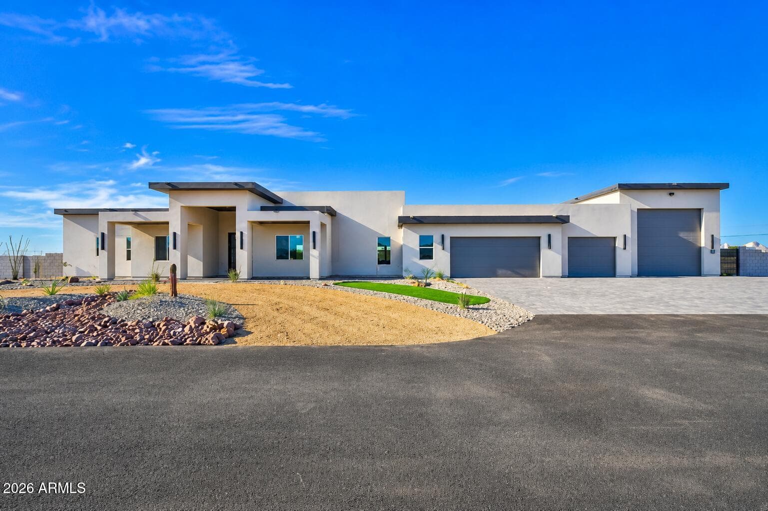1483 W PASO NUEVO Drive, Phoenix, AZ 85086 — photo 1 of 67
