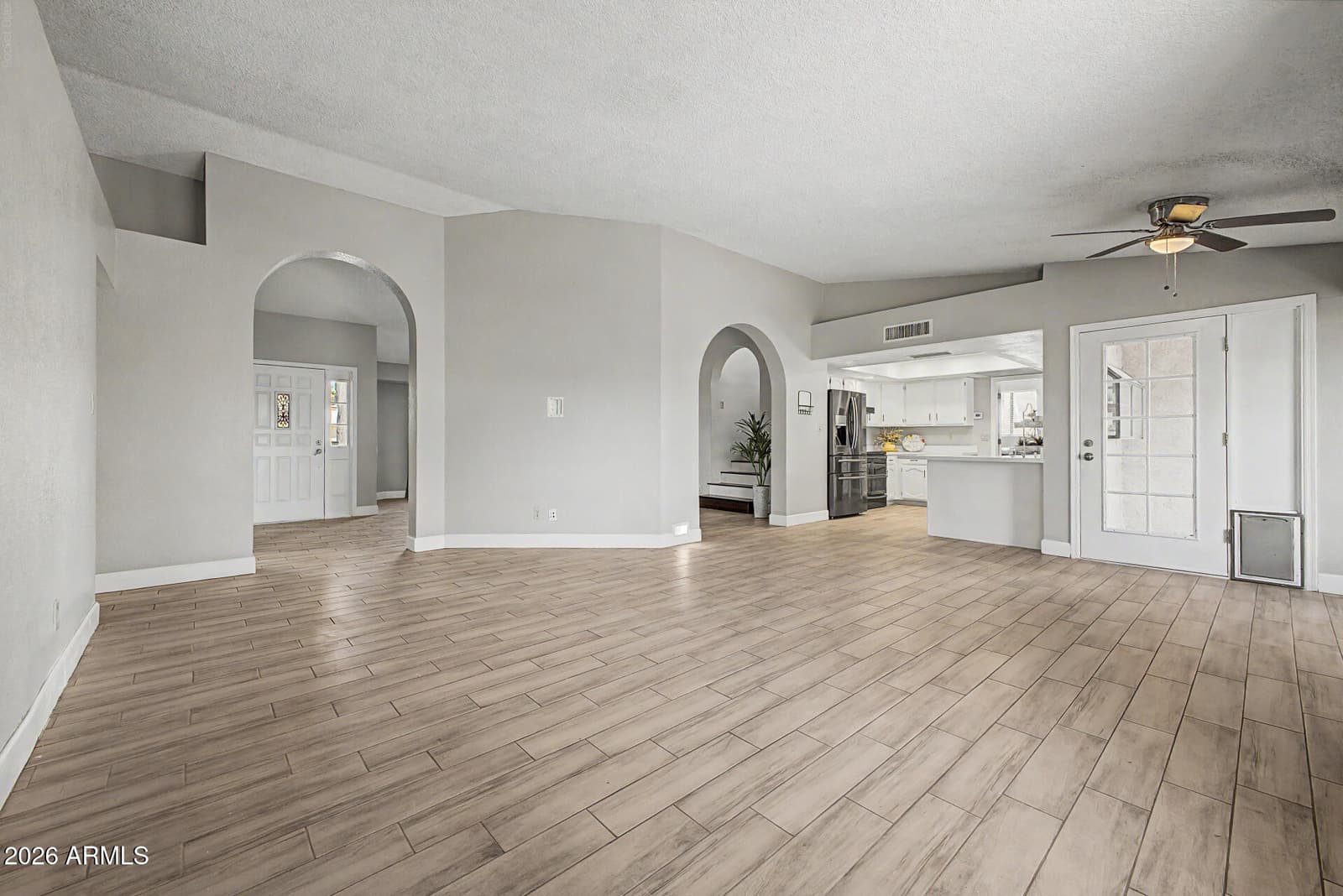 3165 W MARCONI Avenue, Phoenix, AZ 85053 — photo 12 of 60