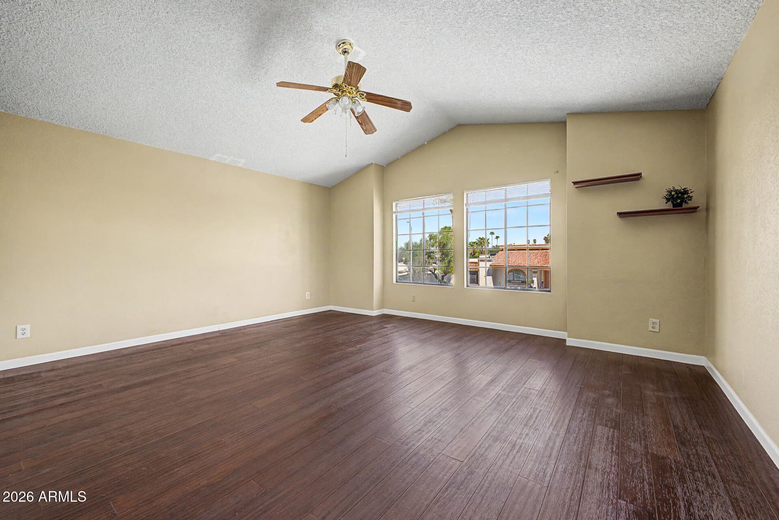 3165 W MARCONI Avenue, Phoenix, AZ 85053 — photo 31 of 60