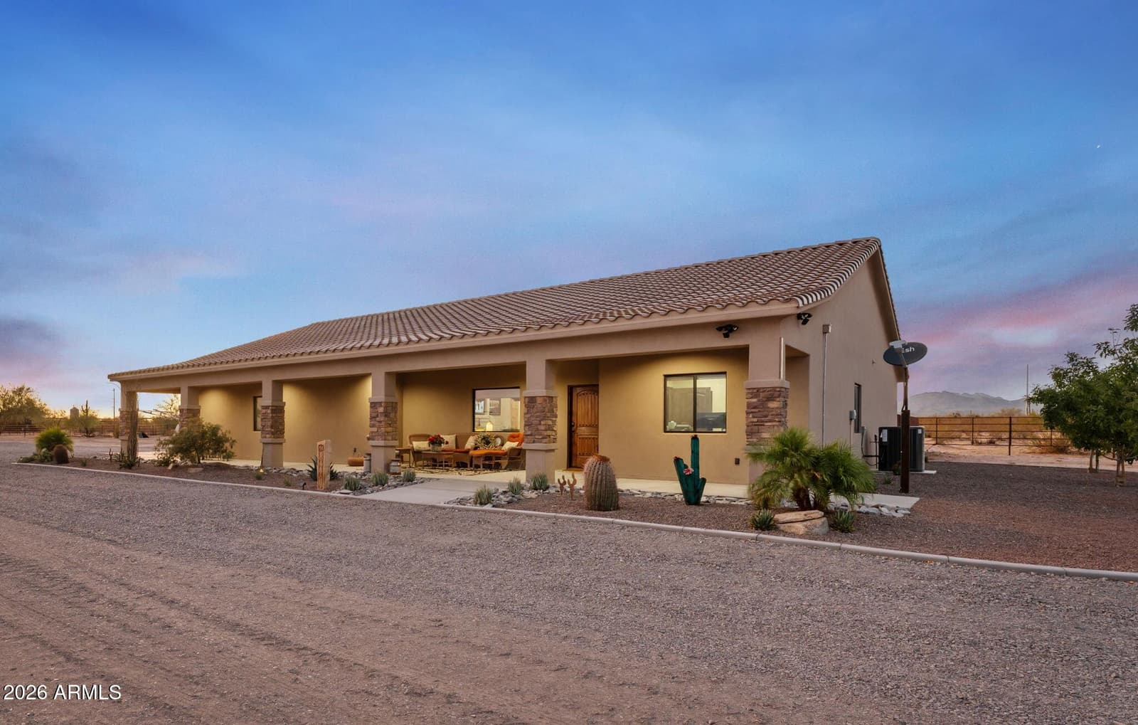 37062 N 207TH Avenue, Morristown, AZ 85342 — photo 4 of 61