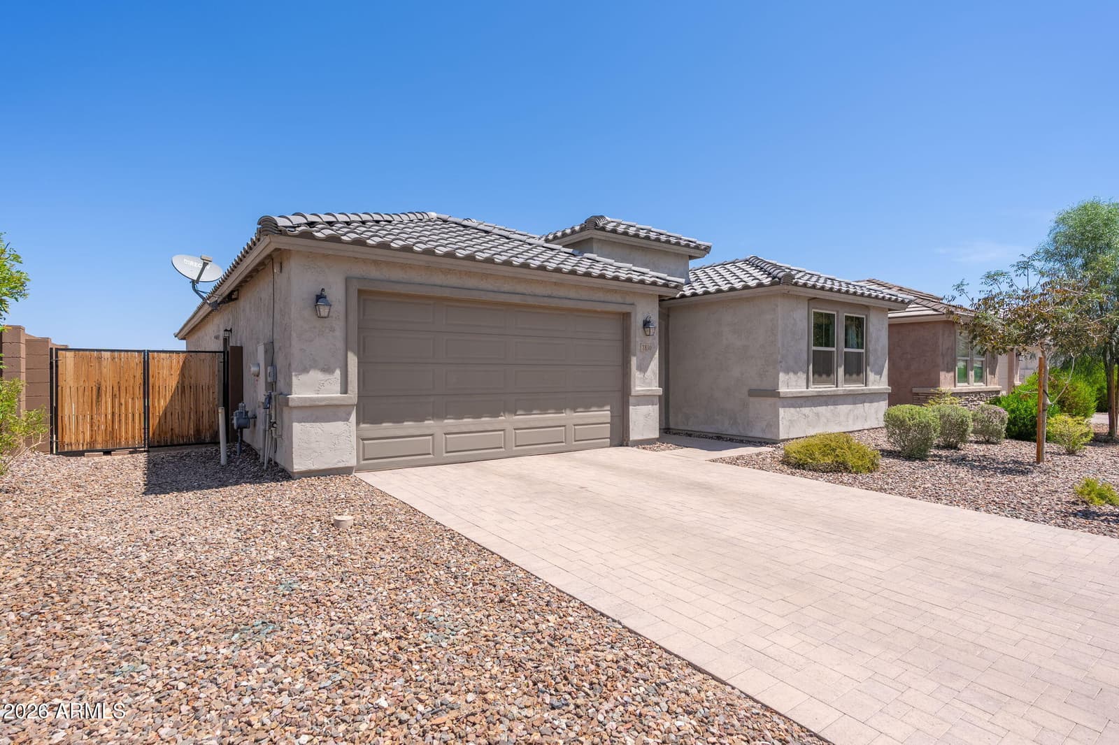 1830 W ZINC Way, San Tan Valley, AZ 85144 — photo 6 of 48