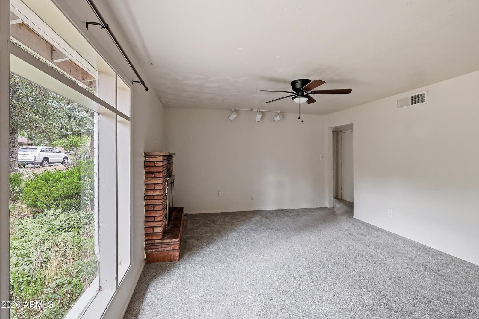 2830 N SCHEVENE Boulevard, Flagstaff, AZ 86004 — photo 2 of 16