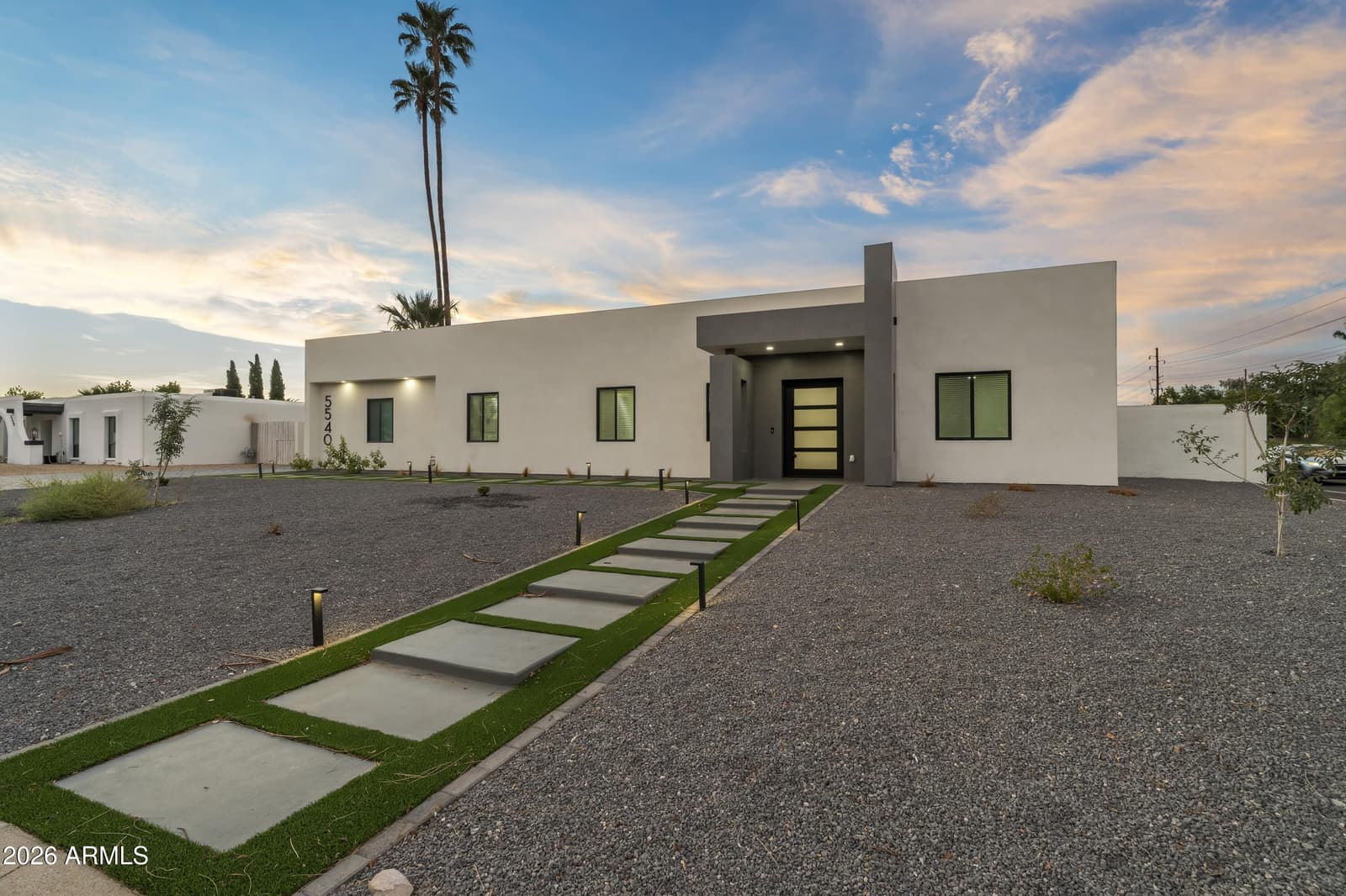 5540 E DAHLIA Drive, Scottsdale, AZ 85254 — photo 1 of 72