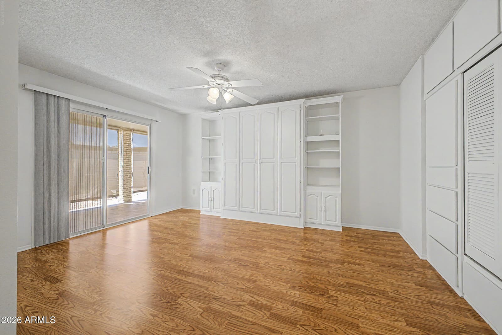 10433 W HUTTON Drive, Sun City, AZ 85351 — photo 23 of 45