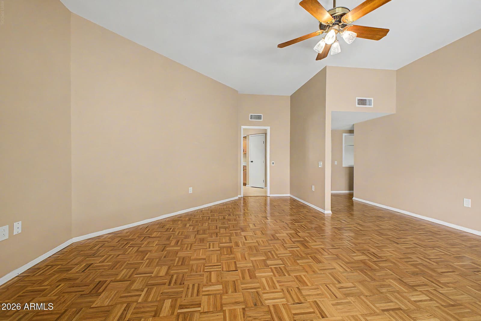 10433 W HUTTON Drive, Sun City, AZ 85351 — photo 14 of 45