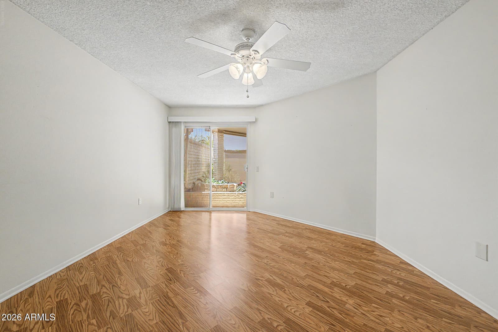 10433 W HUTTON Drive, Sun City, AZ 85351 — photo 18 of 45
