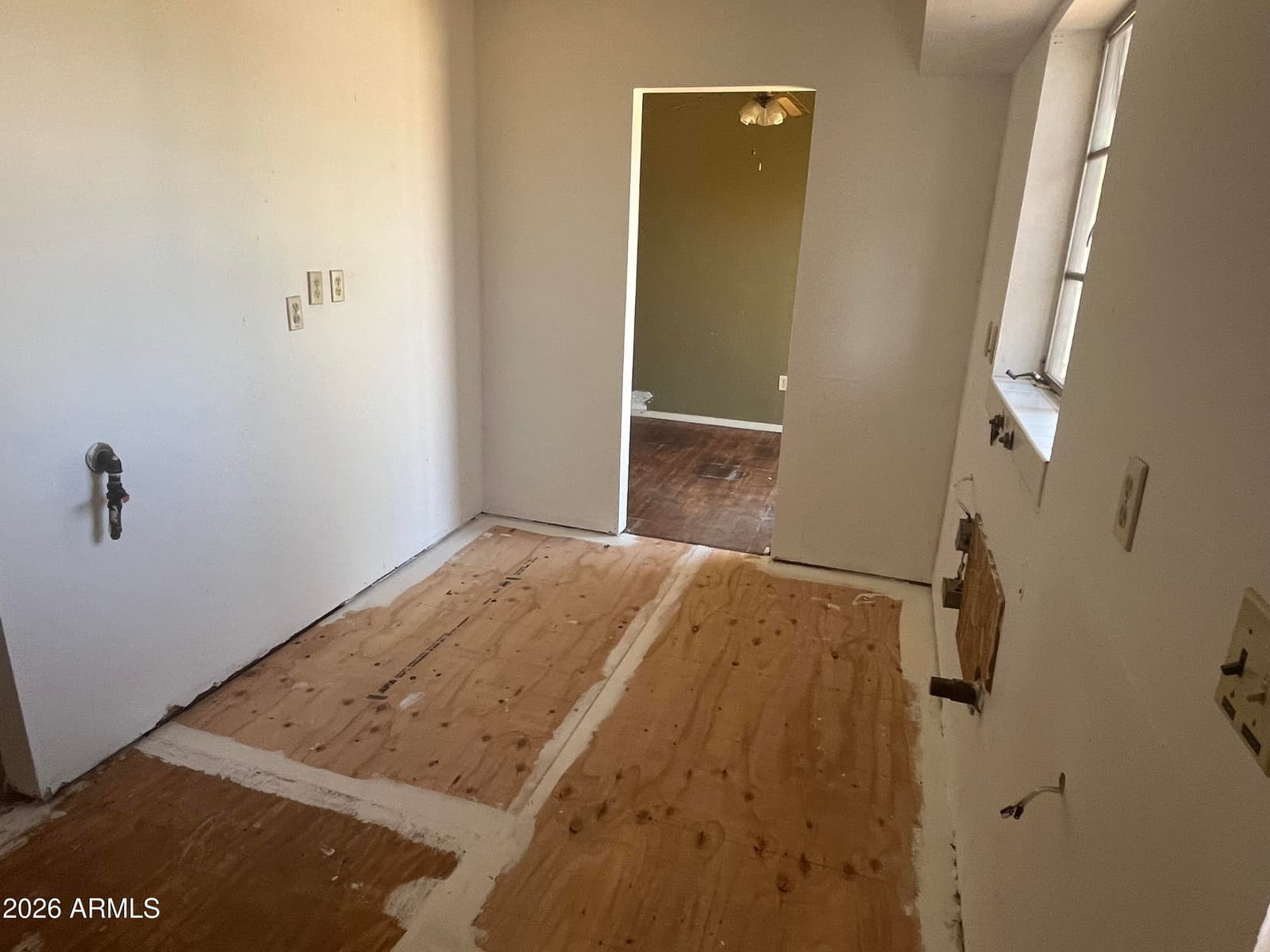 311 E 2ND Avenue, Ajo, AZ 85321 — photo 14 of 35