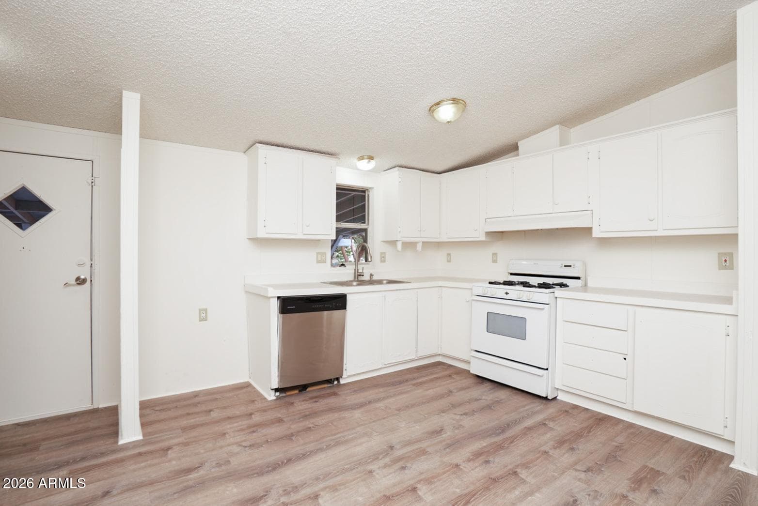 3369 E GRANITE Drive, Cottonwood, AZ 86326 — photo 12 of 35
