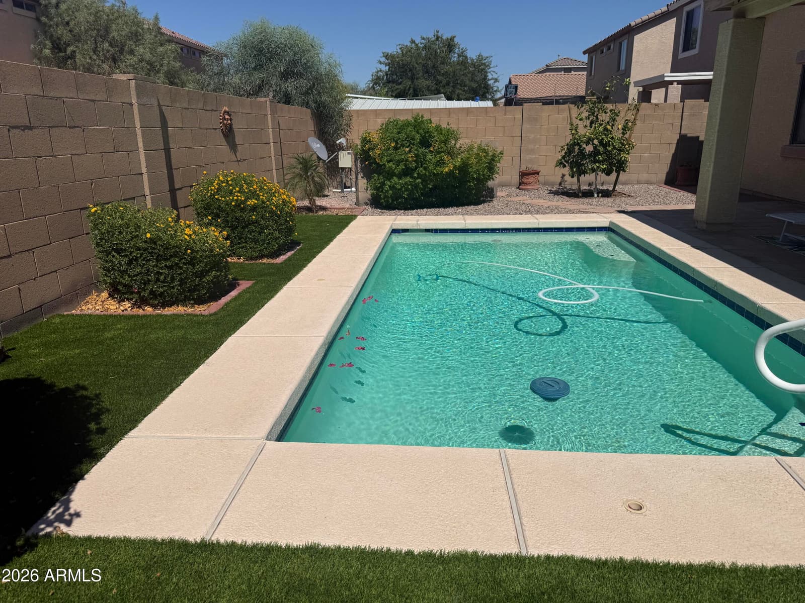 17278 W MARSHALL Lane, Surprise, AZ 85388 — photo 7 of 19