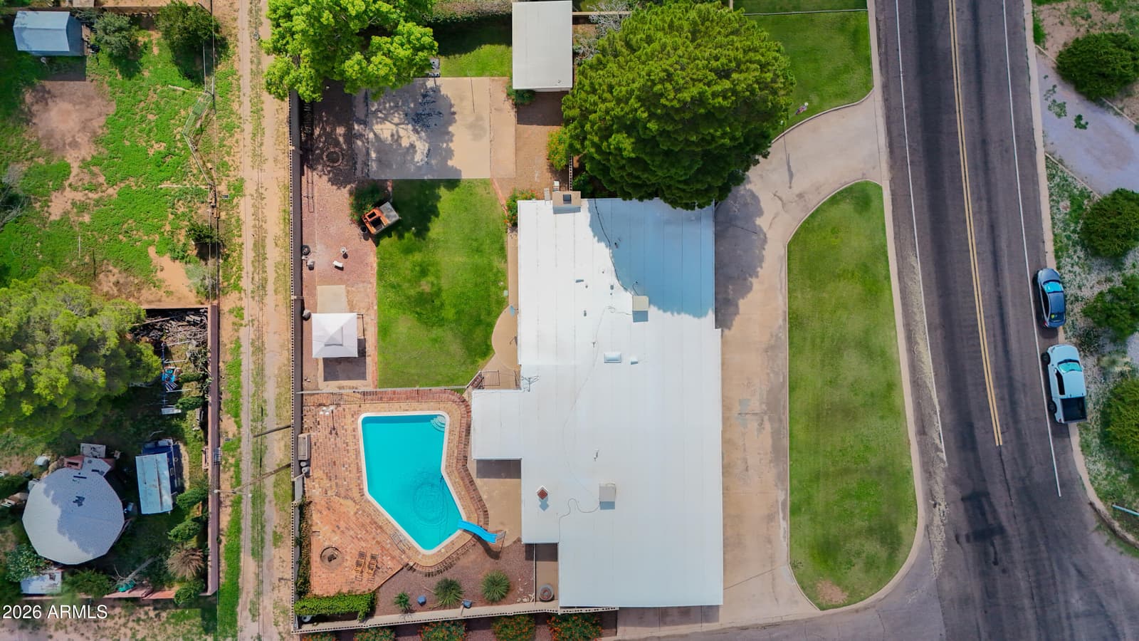2411 E 9TH Street, Douglas, AZ 85607 — photo 3 of 11