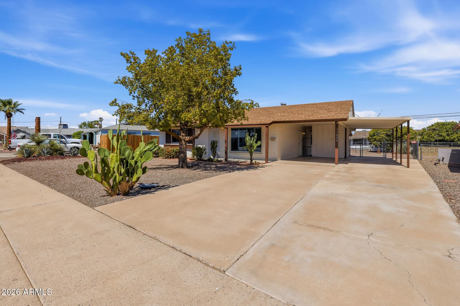 11042 W Canterbury Drive, Sun City, AZ 85351 — photo 3 of 56