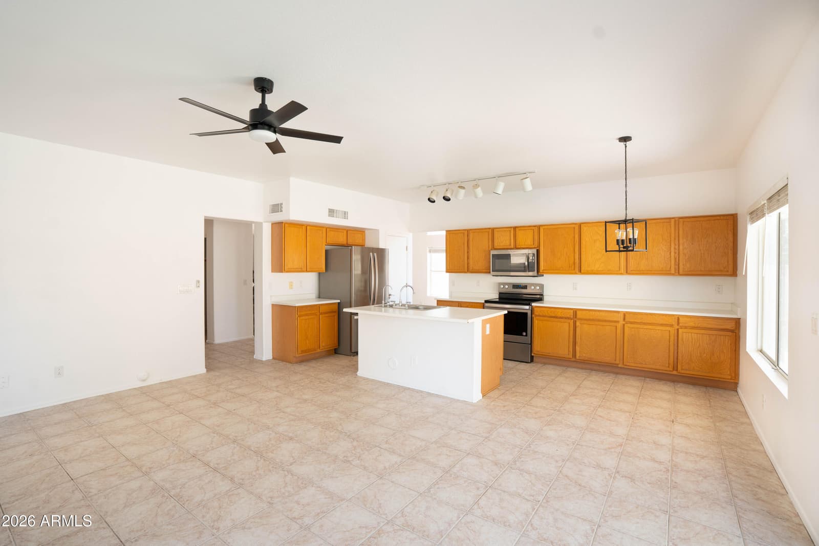 2390 W Indigo Drive, Chandler, AZ 85248 — photo 10 of 36