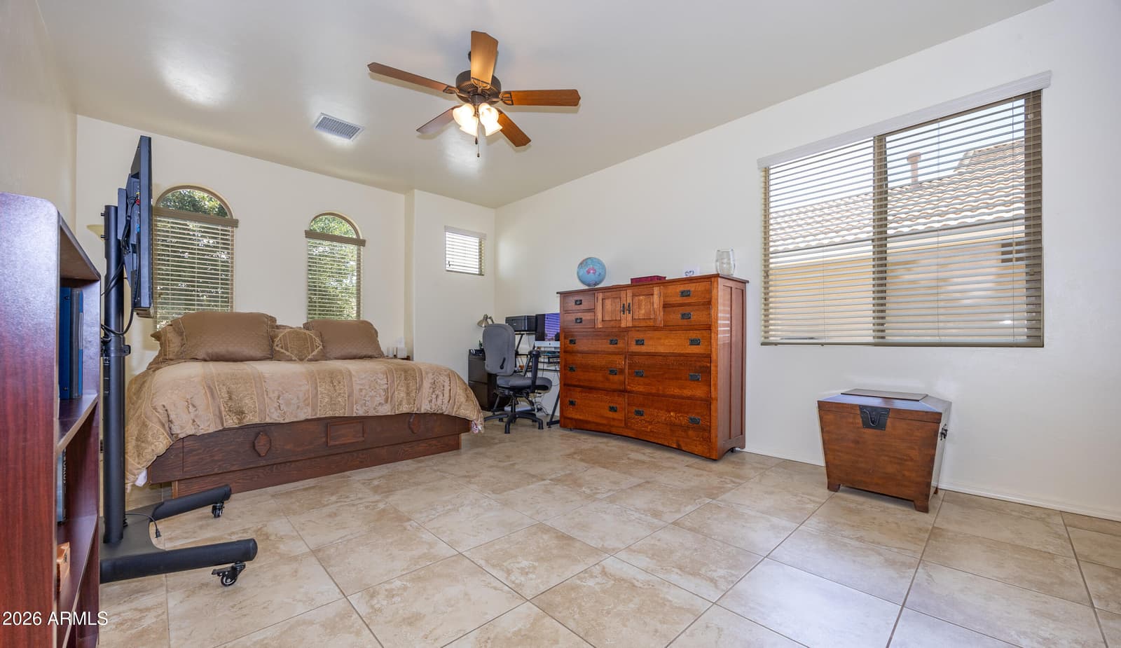 1898 OAK WINDS Drive, Sierra Vista, AZ 85635 — photo 12 of 26