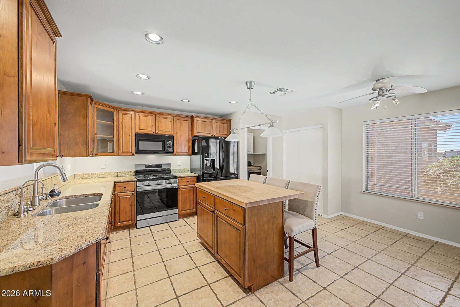 711 S 111TH Place, Mesa, AZ 85208 — photo 11 of 30