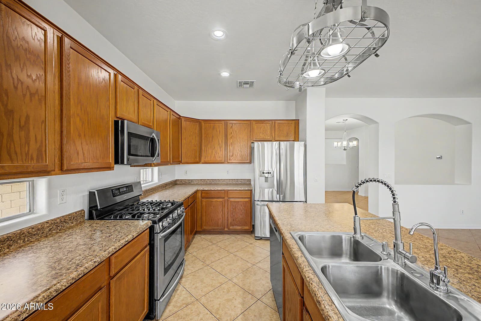 16066 W ANASAZI Street, Goodyear, AZ 85338 — photo 12 of 34