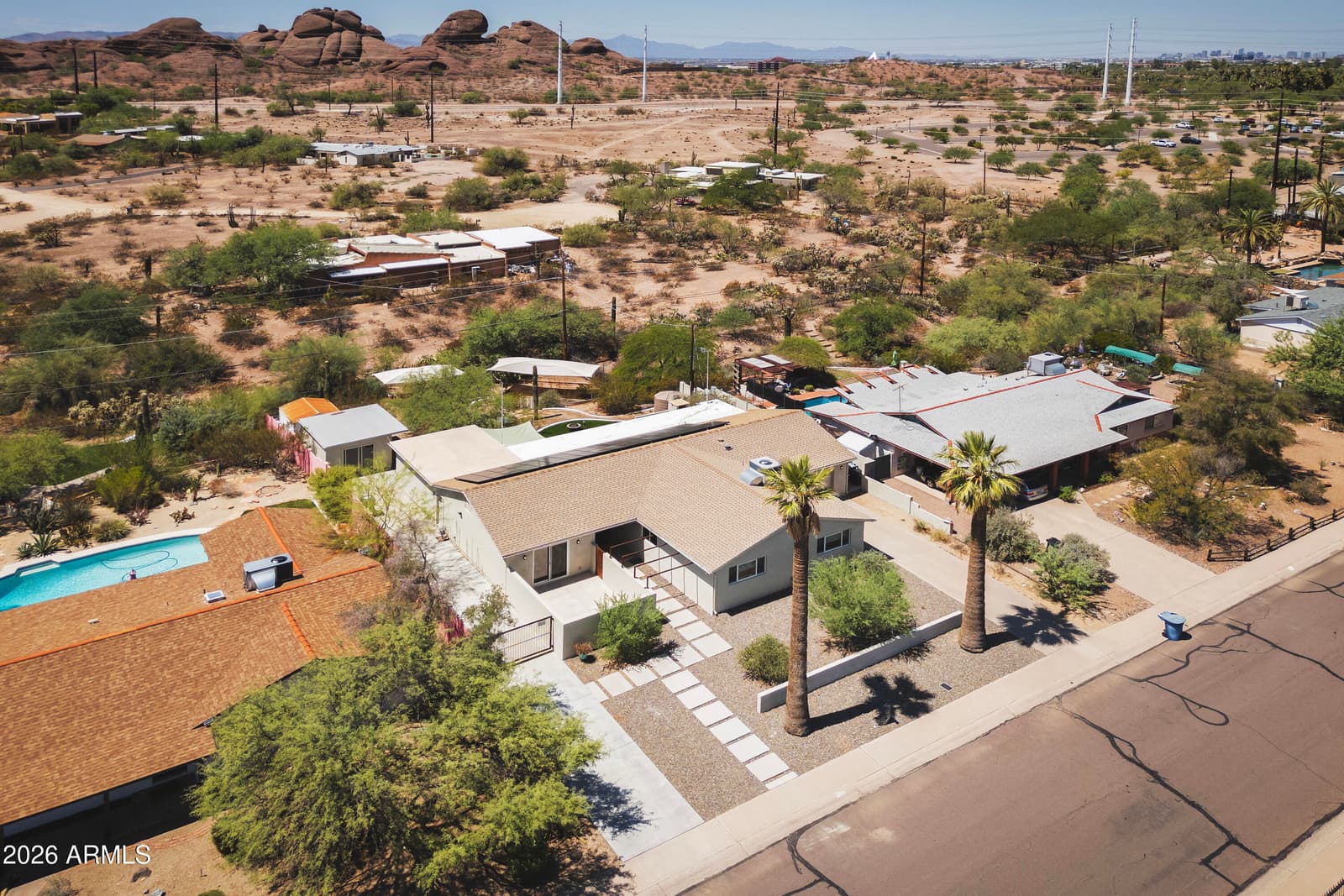 35 E PAPAGO Drive, Tempe, AZ 85288 — photo 38 of 45