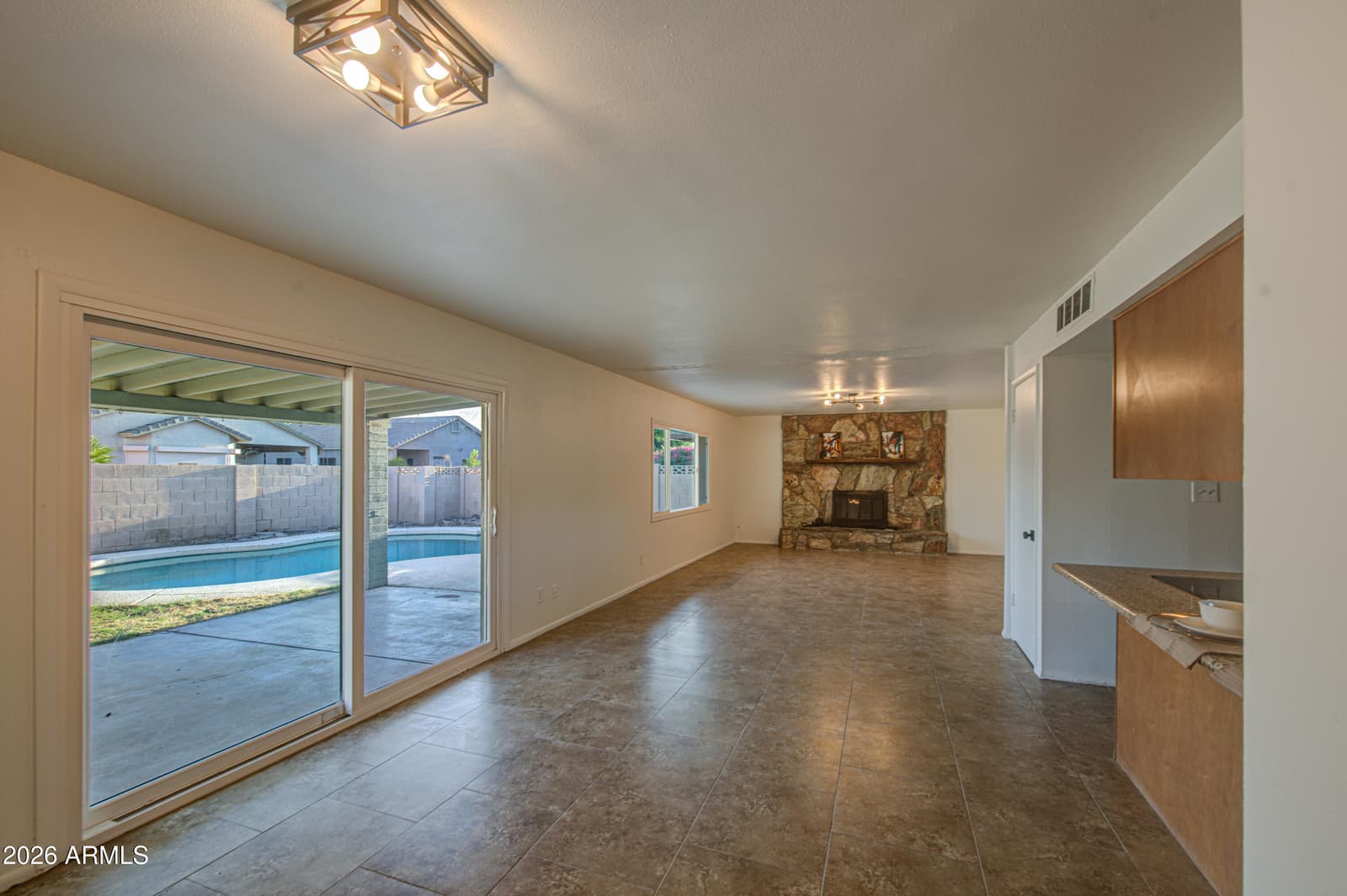 4031 W Denton Lane, Phoenix, AZ 85019 — photo 6 of 30