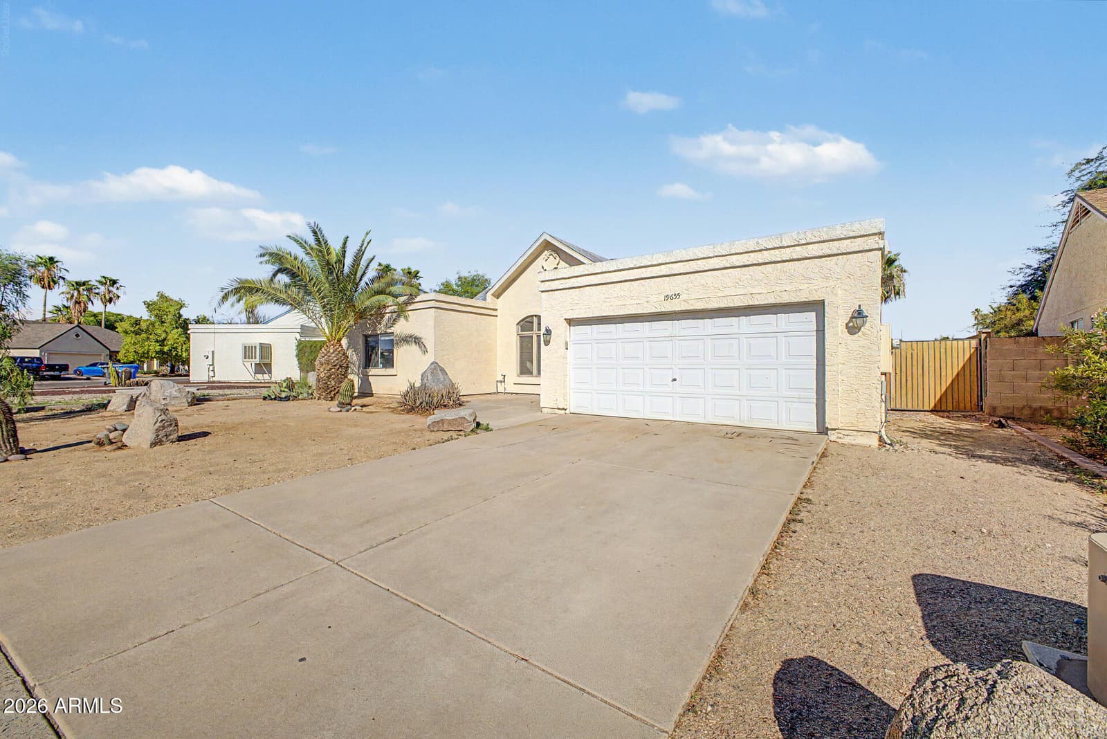 19655 N 9TH Street, Phoenix, AZ 85024 — photo 4 of 36