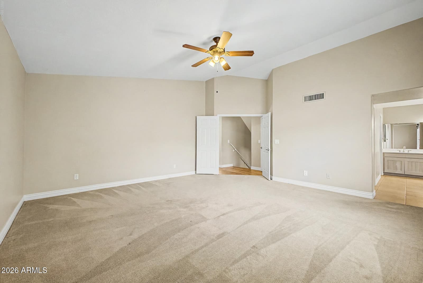 5721 W MARIPOSA GRANDE Lane, Glendale, AZ 85310 — photo 11 of 29