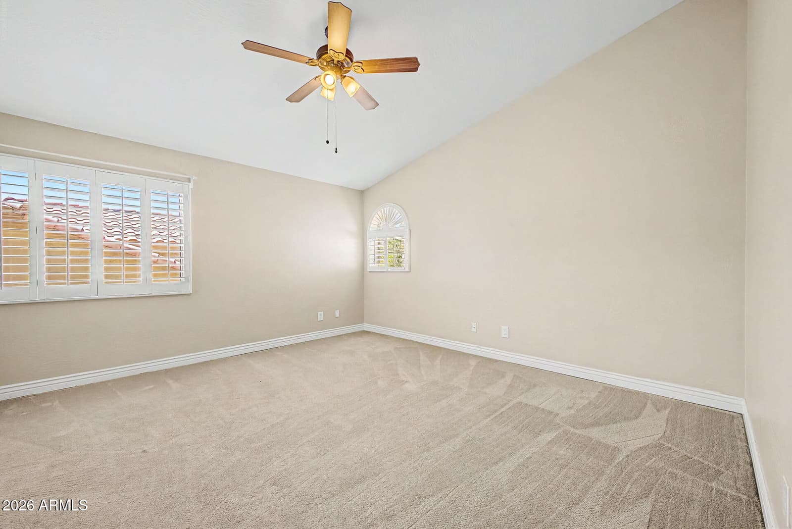 5721 W MARIPOSA GRANDE Lane, Glendale, AZ 85310 — photo 16 of 29