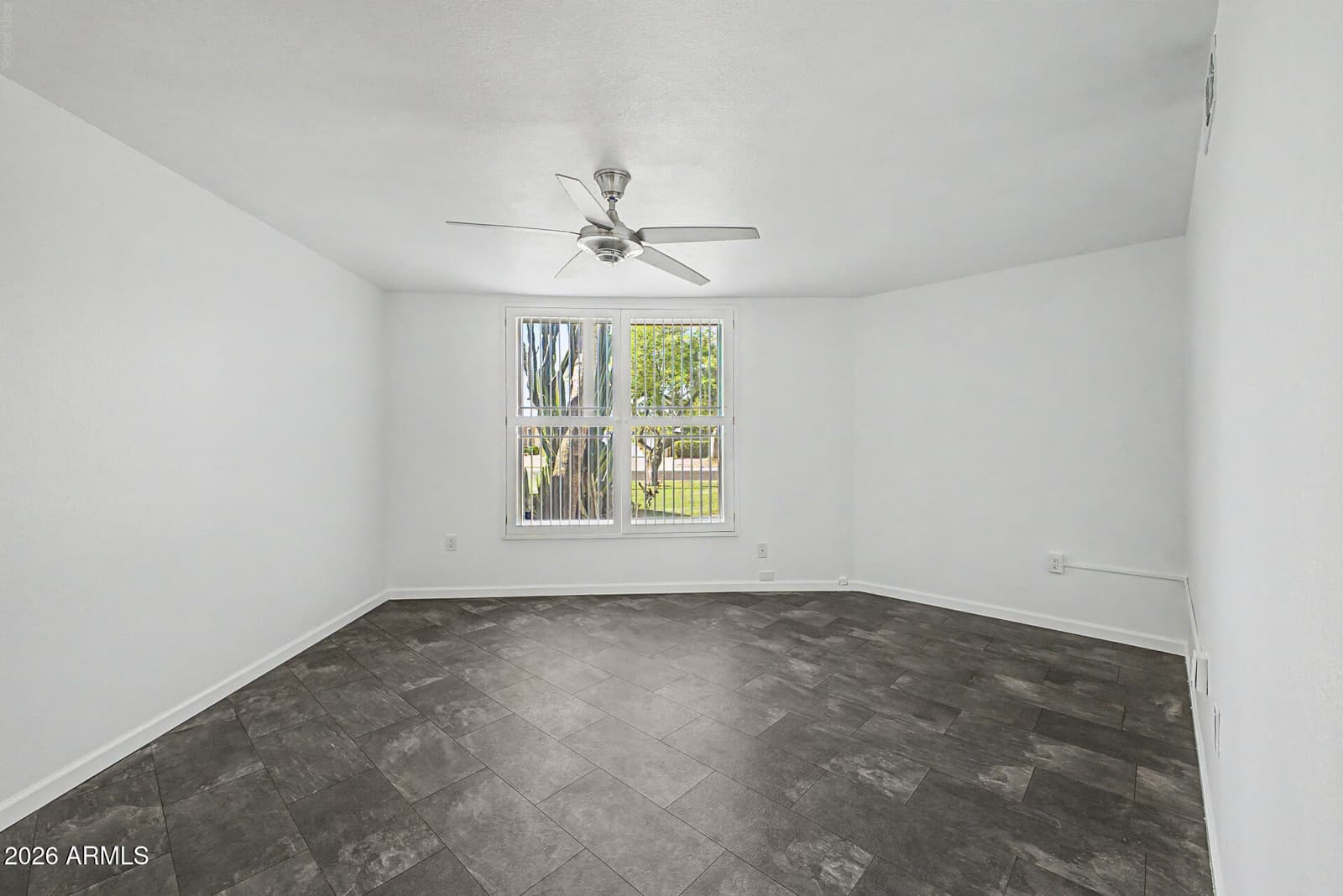 10501 W PINEAIRE Drive, Sun City, AZ 85351 — photo 19 of 29