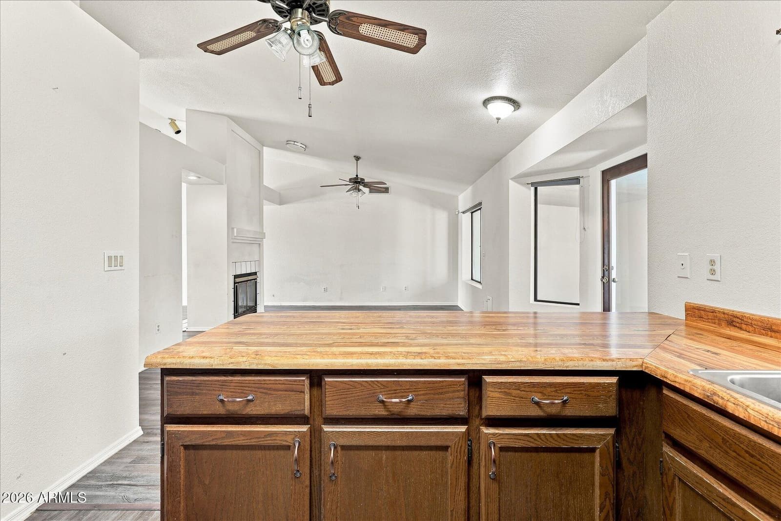 6723 E IVYGLEN Street, Mesa, AZ 85205 — photo 16 of 38