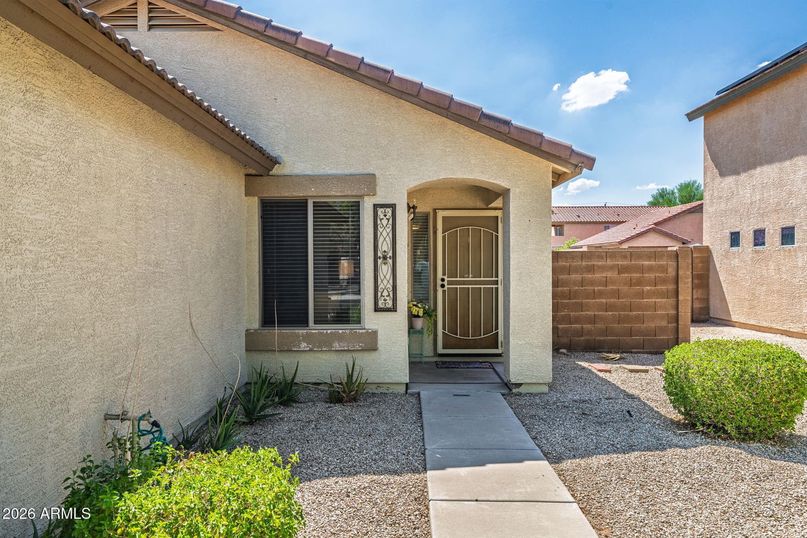 947 N MARIA Lane, Casa Grande, AZ 85122 — photo 5 of 28
