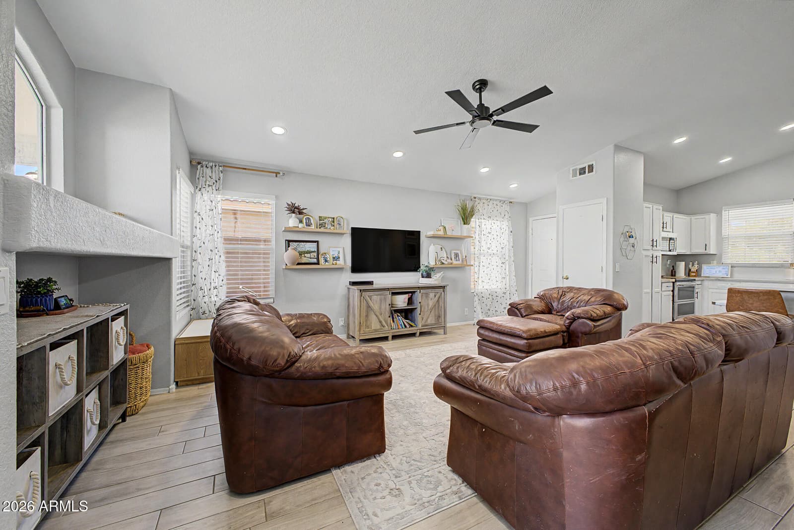 1376 E BINNER Drive, Chandler, AZ 85225 — photo 5 of 23