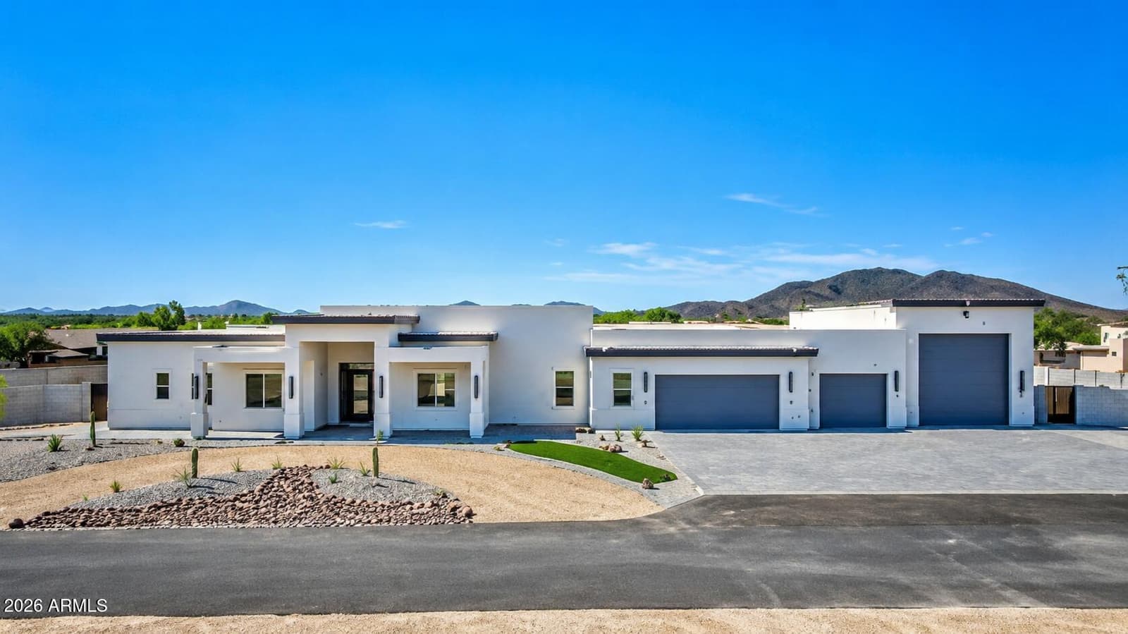 1483 W PASO NUEVO Drive, Phoenix, AZ 85086 — photo 3 of 67