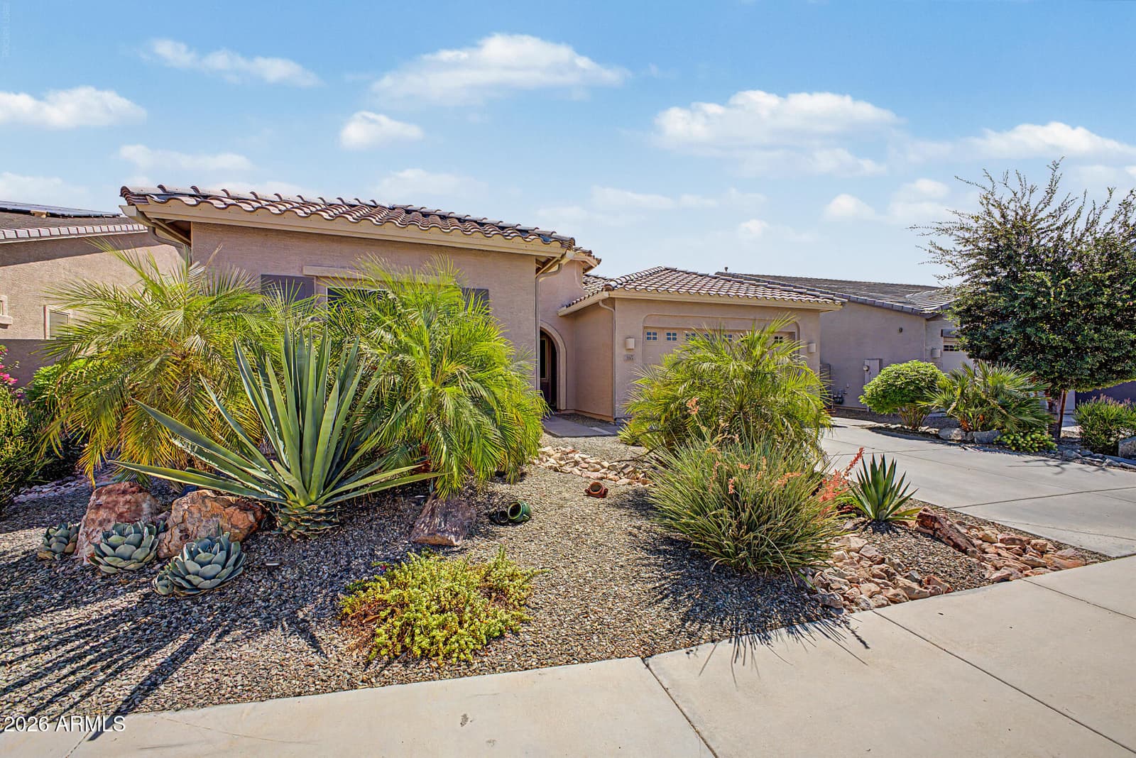 395 S 197TH Drive, Buckeye, AZ 85326 — photo 3 of 41