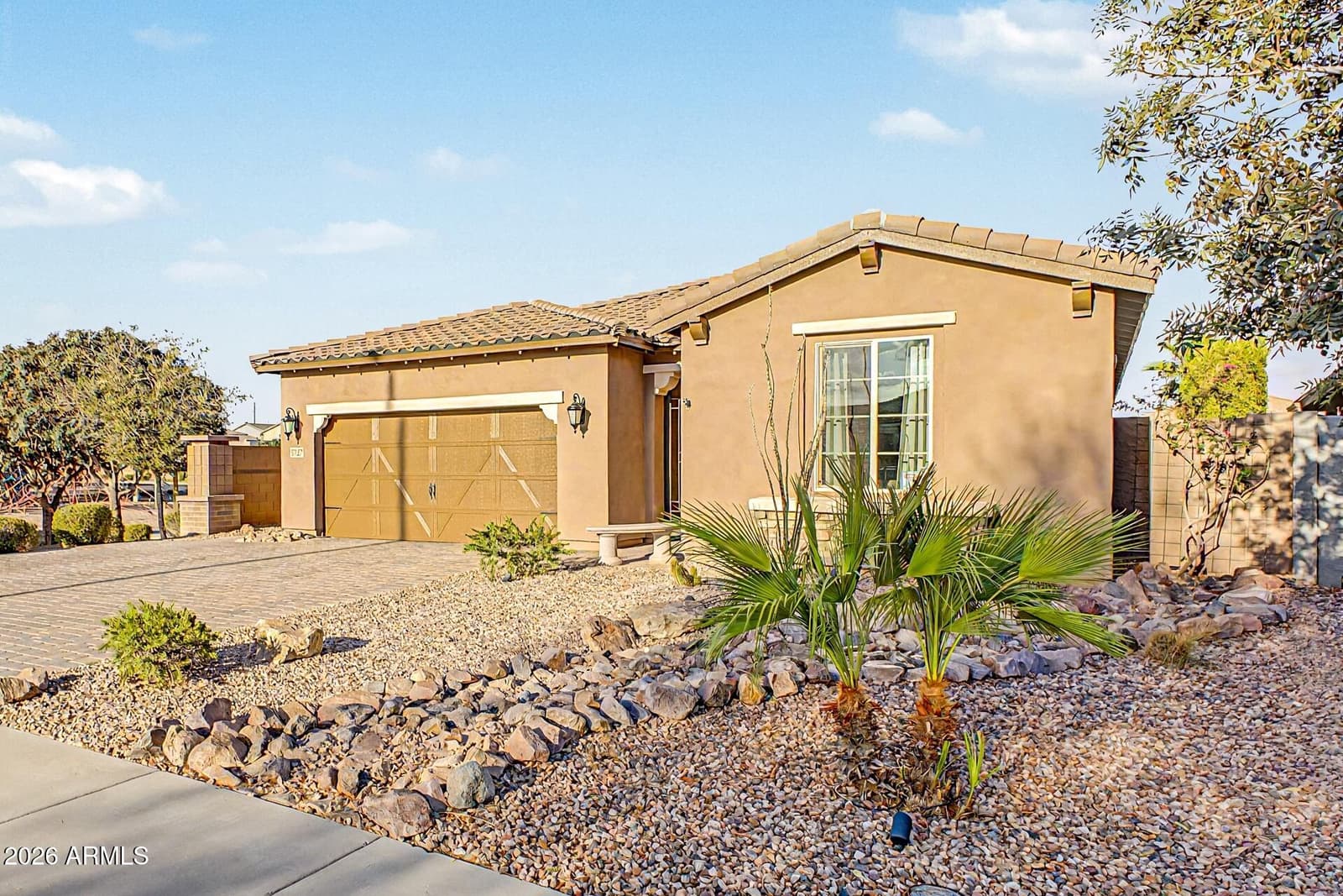 5727 S HEMET Street, Gilbert, AZ 85298 — photo 3 of 38