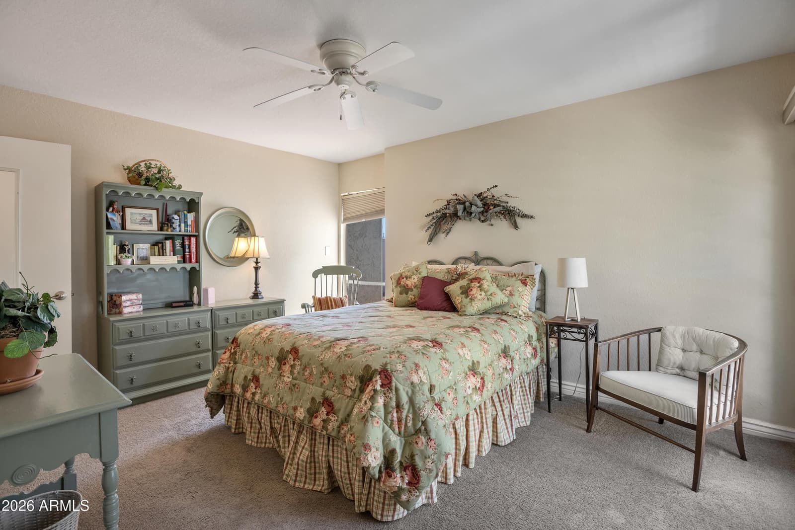 110 W TAM OSHANTER Drive W, Phoenix, AZ 85023 — photo 14 of 36
