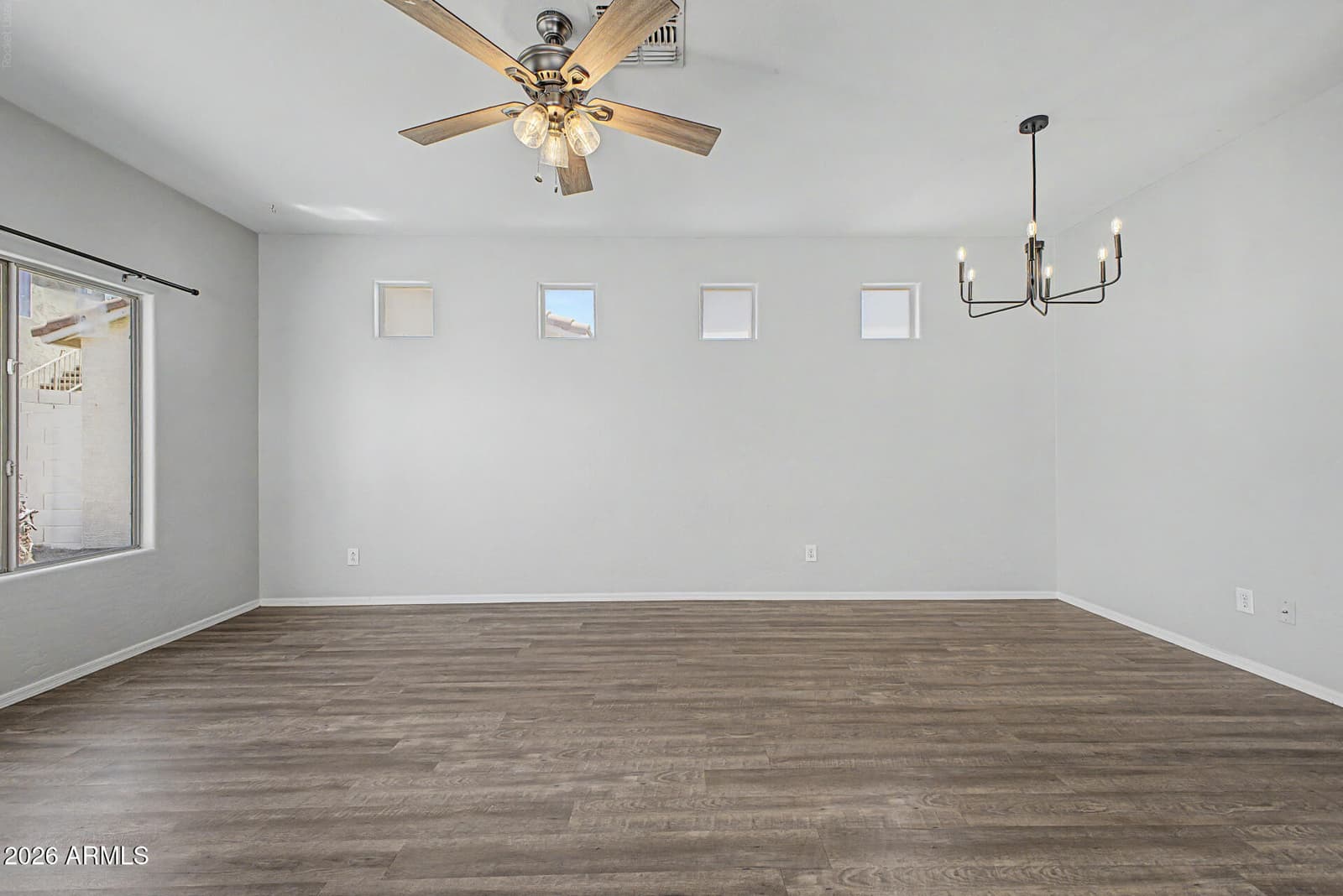 307 N 76TH Place, Mesa, AZ 85207 — photo 13 of 30