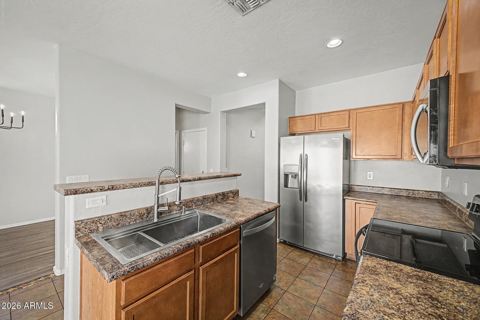 307 N 76TH Place, Mesa, AZ 85207 — photo 6 of 30