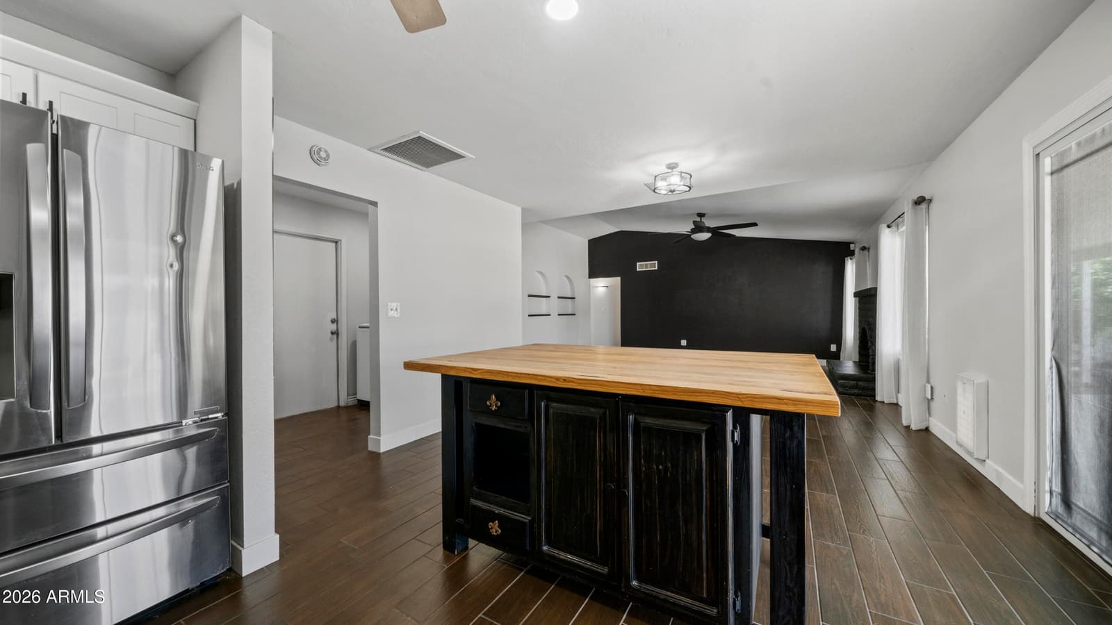 4819 E WESTERN STAR Boulevard, Phoenix, AZ 85044 — photo 9 of 27