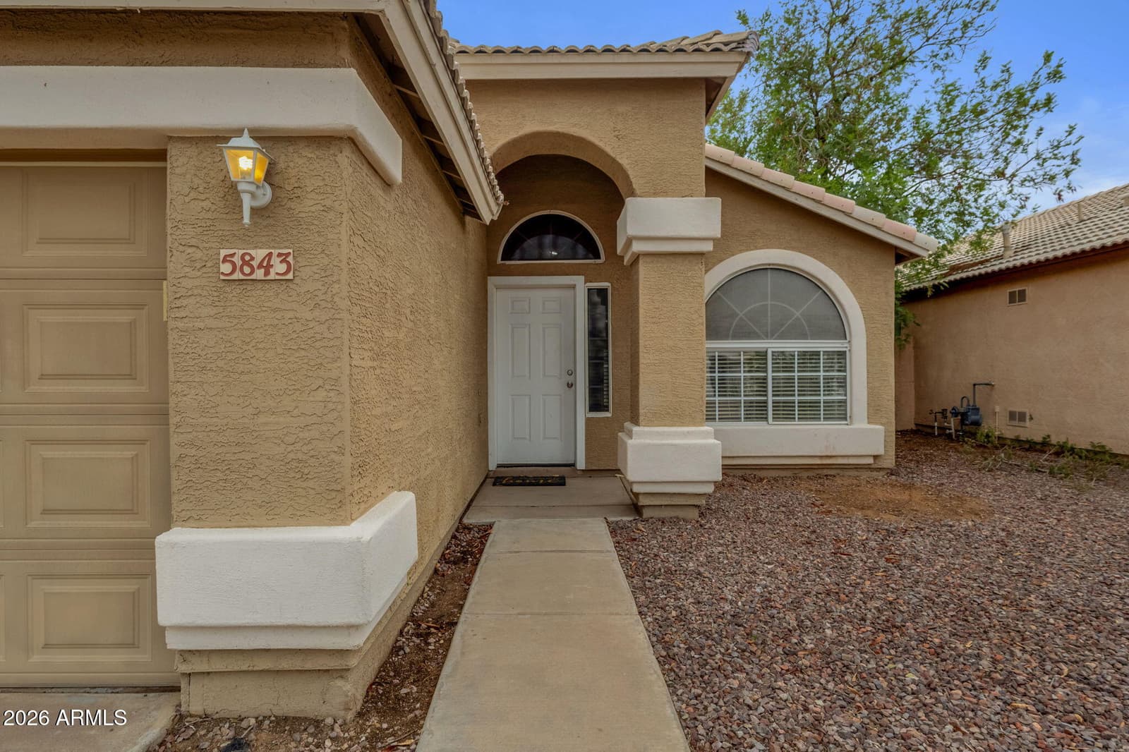 5843 S Brittany Lane, Tempe, AZ 85283 — photo 2 of 38